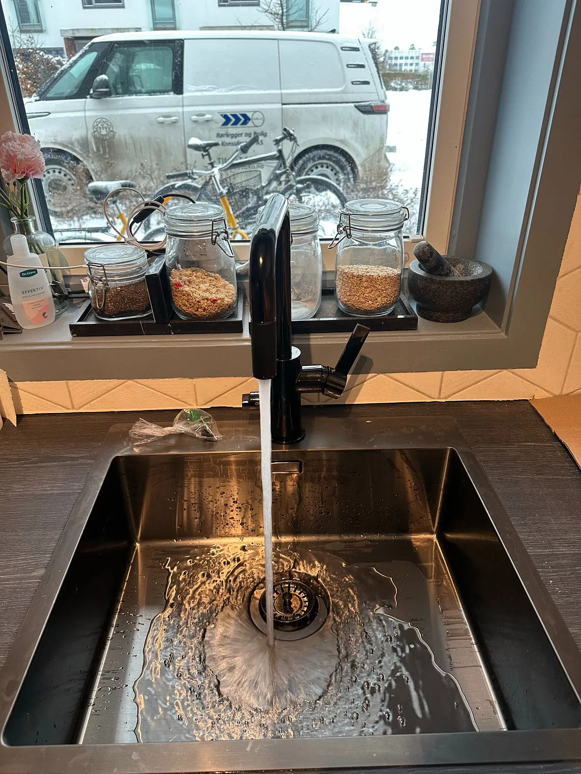 Sikre kjøkken mot vannskader